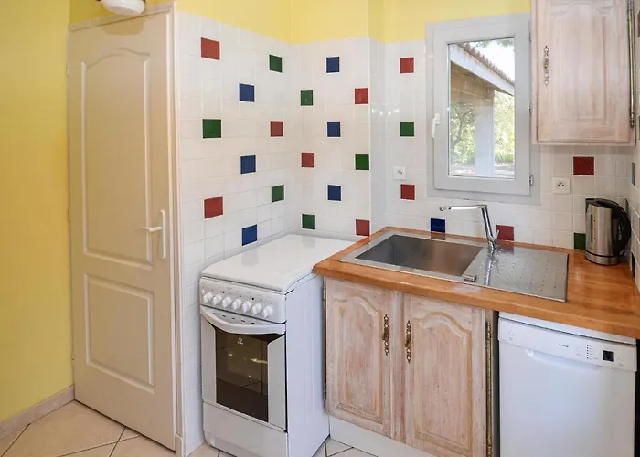 بيت للعطل Beautiful In With Kitchen *